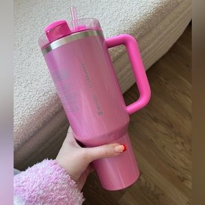 Stanley x Starbucks 40 oz Winter Pink Quencher